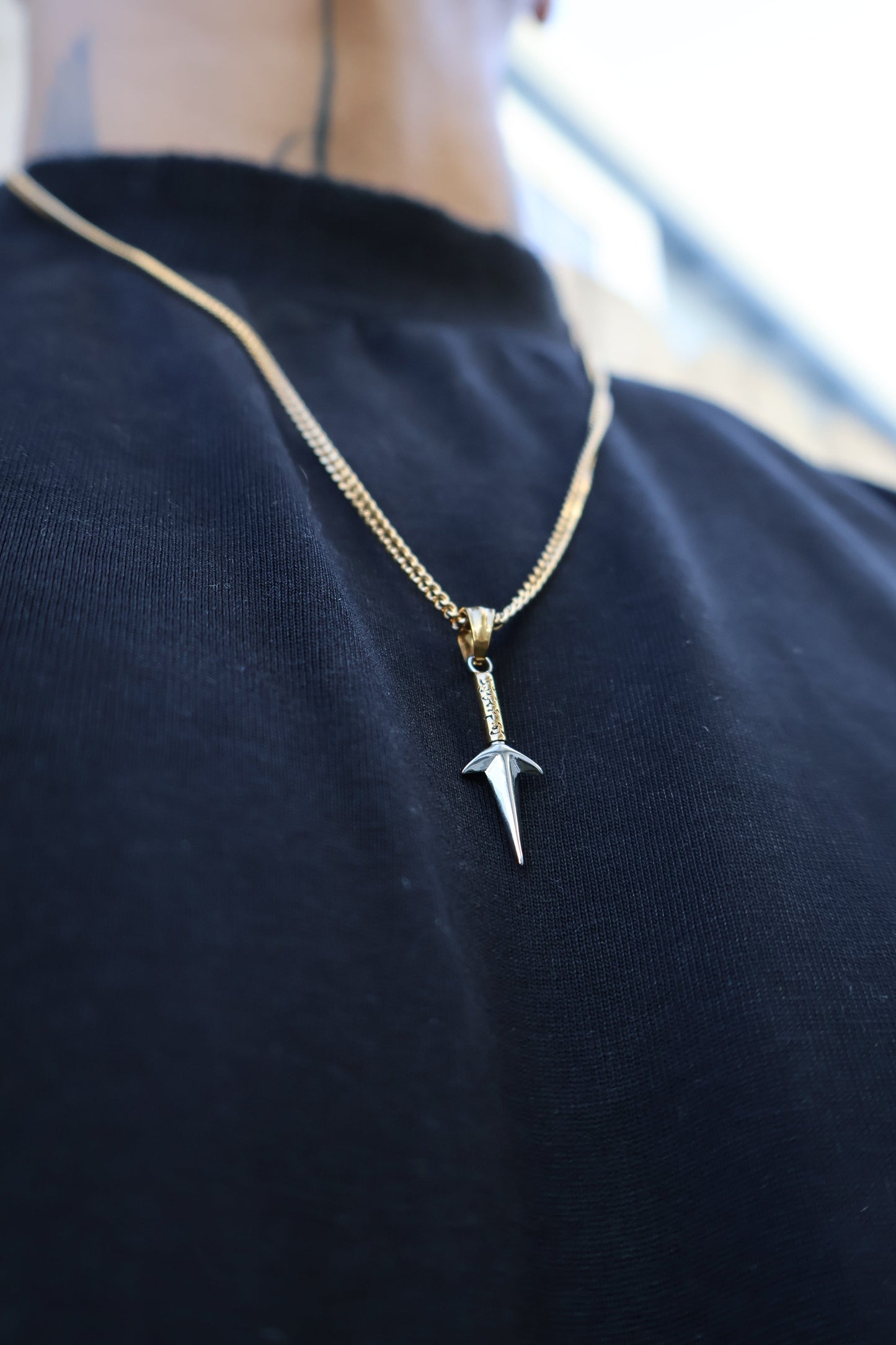 Naruto™ Minato's Kunai Necklace
