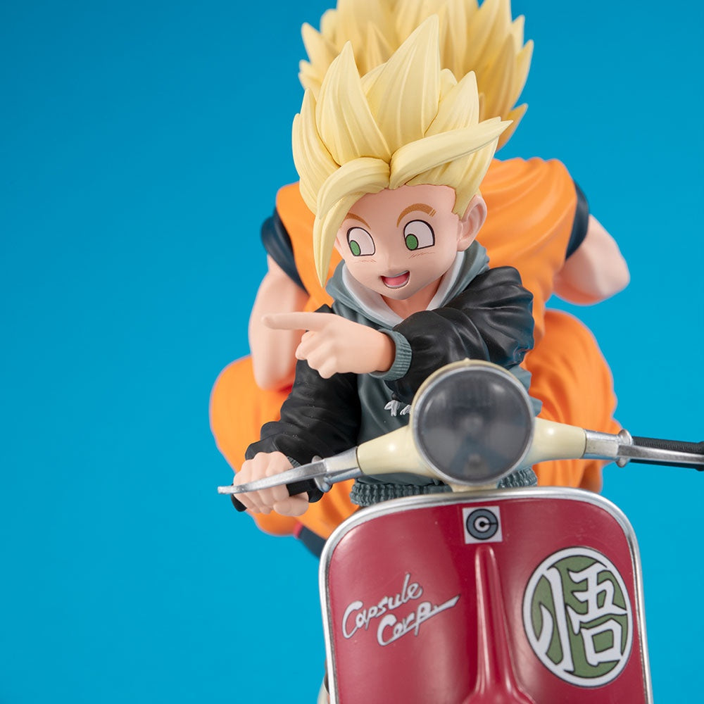 Desktop Real Mccoy Ex Dragon Ball Z Super Saiyan Son Goku  Super Saiyan Son Gohan  Mortorbike