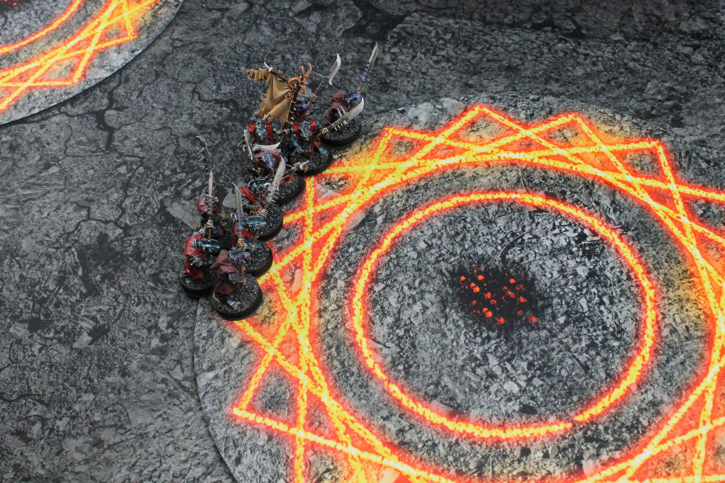 Warhammer 40k and AoS4 Neoprene Objective Markers - Fire and Ice - Set of 6