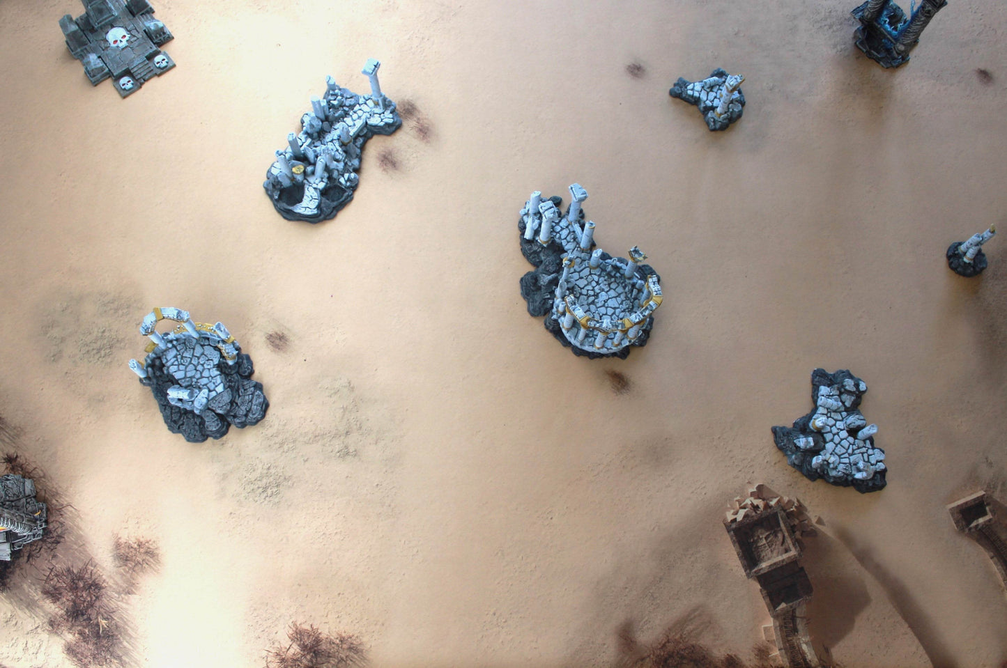 Sandy Dunes - Neoprene Battle Mat - Warhammer, AoS, 40K, Kill Team, MCP, Shatterpoint, Legion, More - 44x60