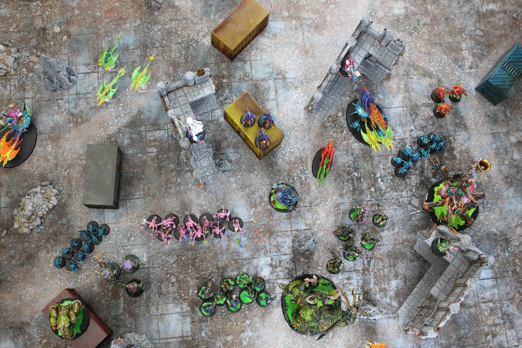 Urban Ruins - Neoprene Battle Mat - Warhammer, AoS, 40K, Kill Team, MCP, Shatterpoint, Legion, Deadzone, More - 22x30
