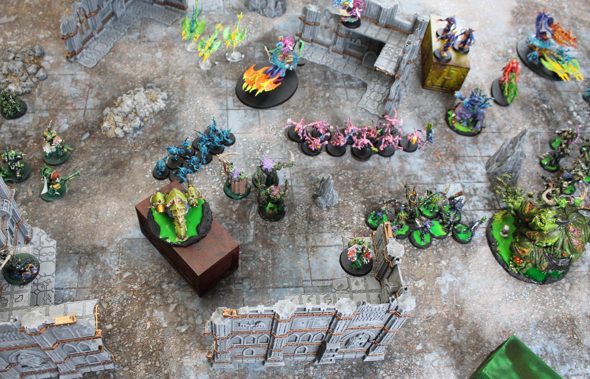 Urban Ruins - Neoprene Battle Mat - Warhammer, AoS, 40K, Kill Team, MCP, Shatterpoint, Legion, Deadzone, More - 22x30