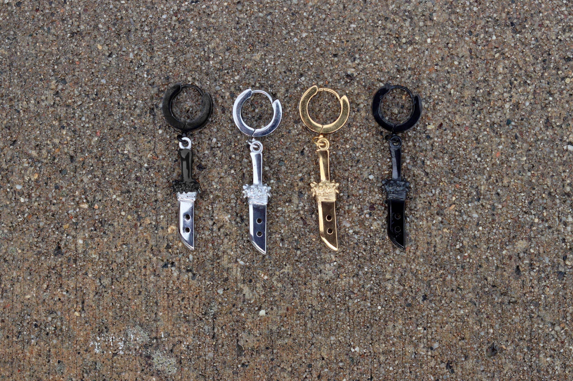 Jujutsu Kaisen™ Yuji's Slaughter Demon Earring - Chrome / Single