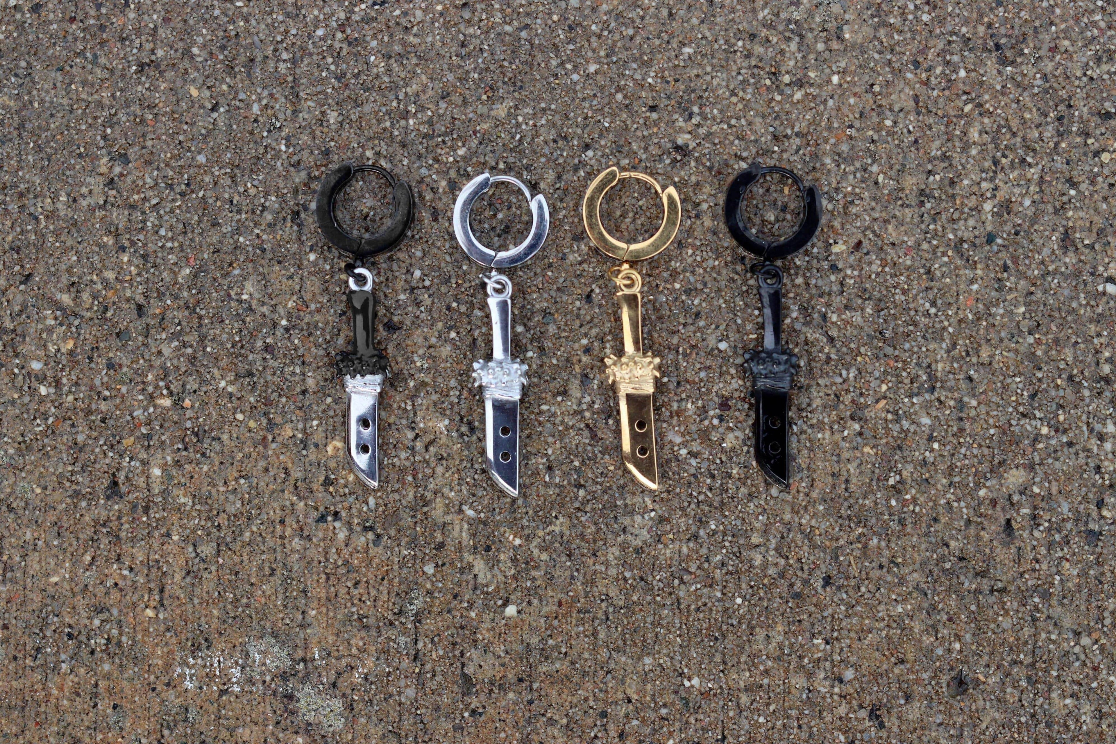 Jujutsu Kaisen™ Yuji's Slaughter Demon Earring - Chrome / Single