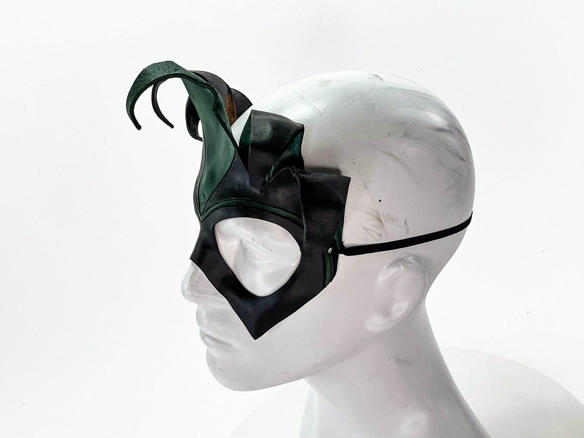 Handmade Genuine Leather Five Point Jester Mask in Green and Black No Bells - 