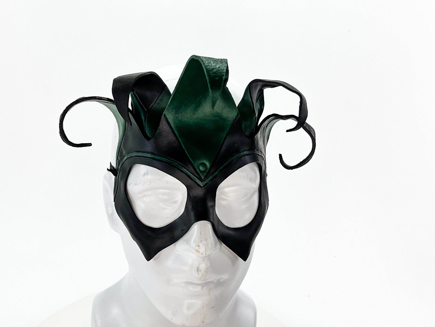 Handmade Genuine Leather Five Point Jester Mask in Green and Black No Bells - 