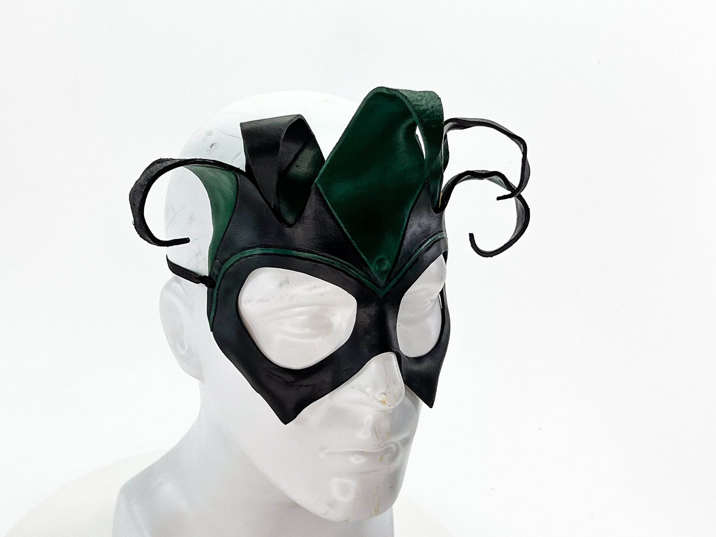 Handmade Genuine Leather Five Point Jester Mask in Green and Black No Bells - 