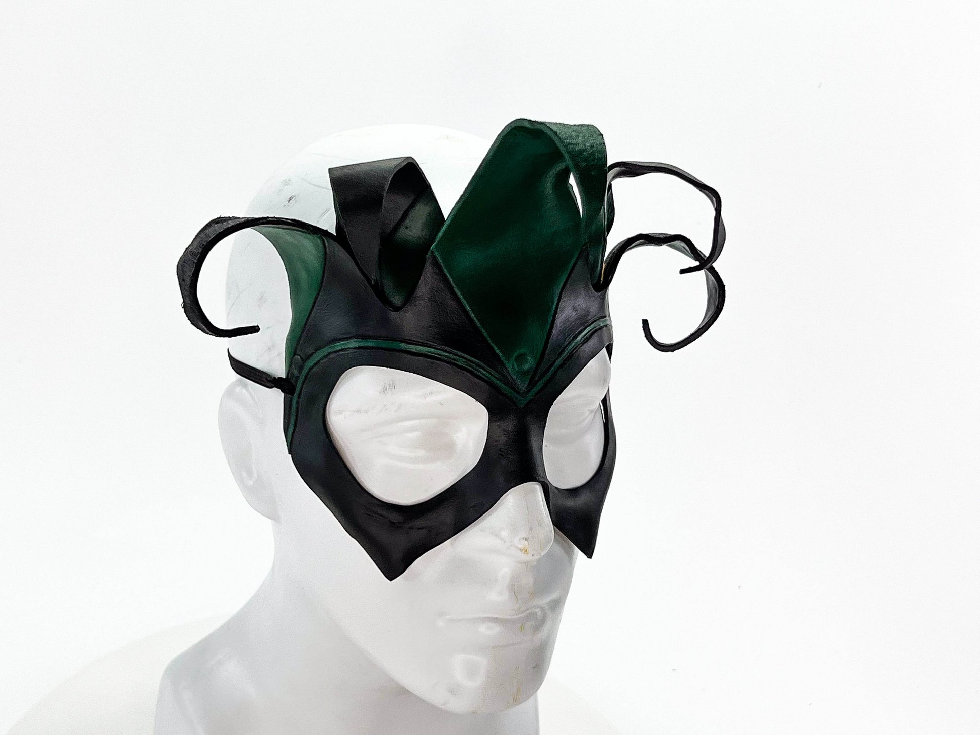 Handmade Genuine Leather Five Point Jester Mask in Green and Black No Bells - 