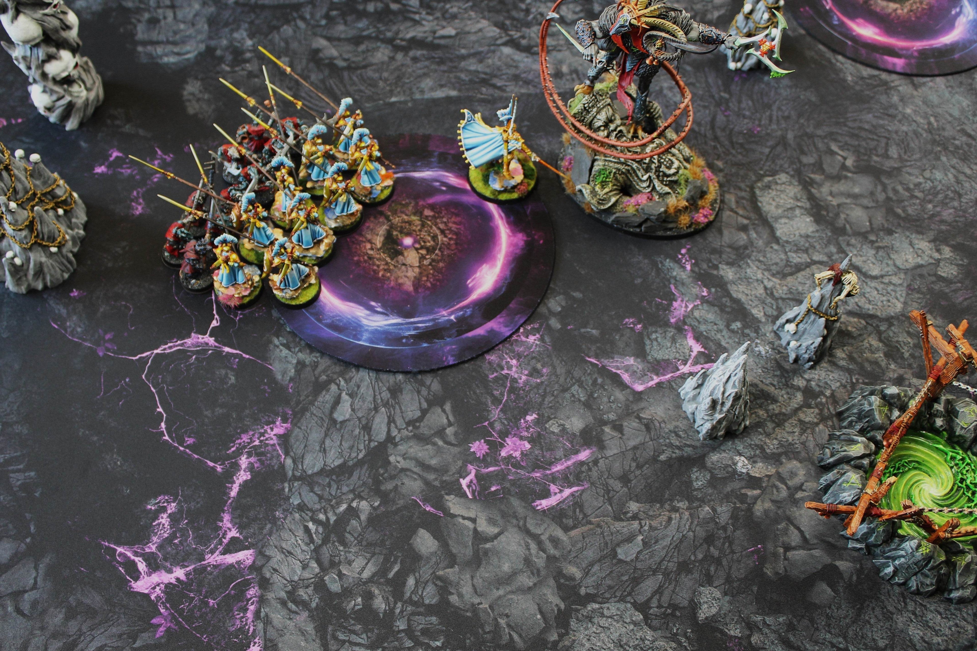 Warhammer 40k and AoS4 Neoprene Objective Markers - Green and Purple Energy - Set of 6