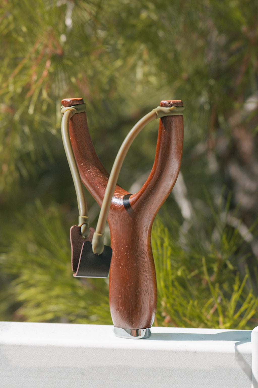 Classic Hardwood Slingshot With Metal Cap - Traditional Design