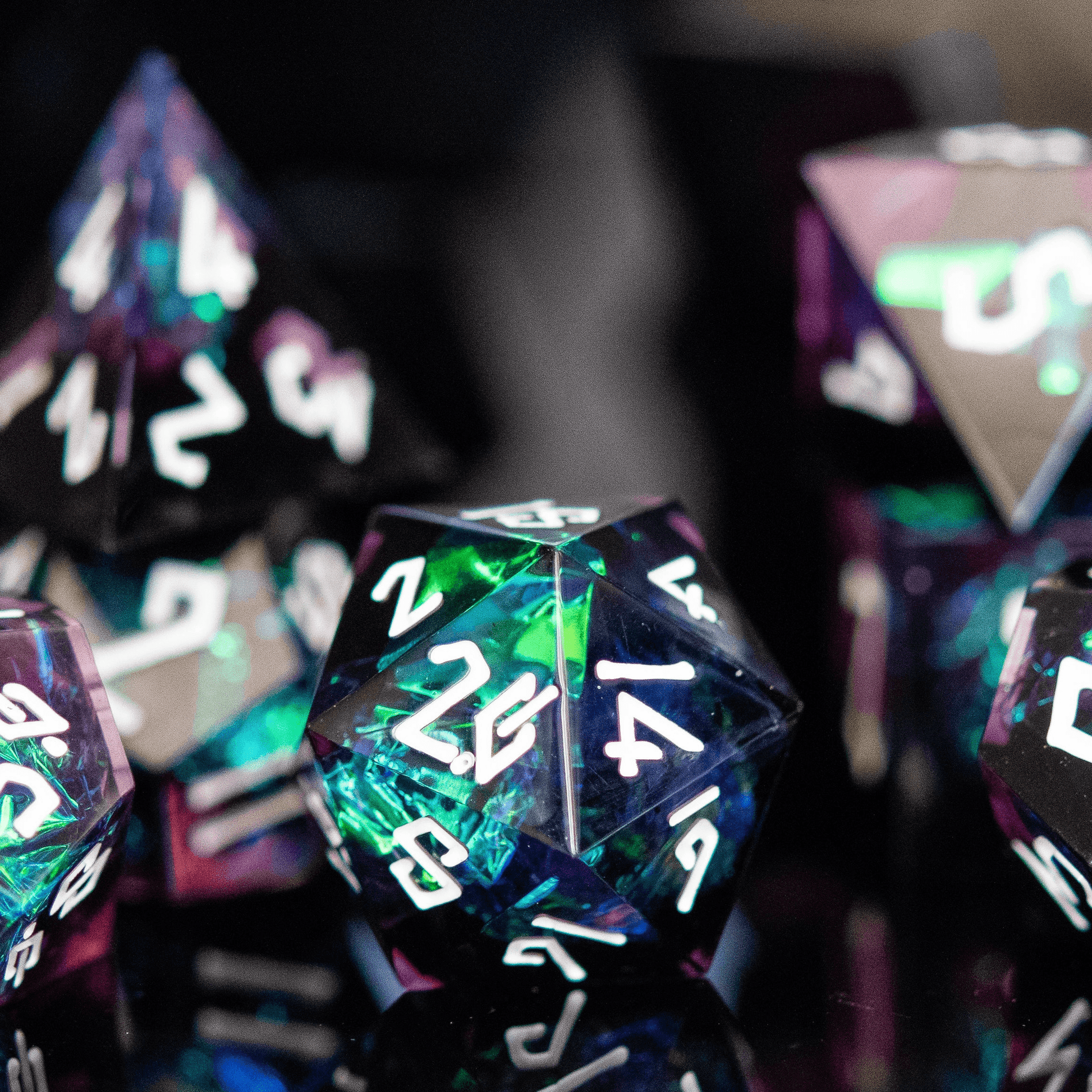 Incantation Sharp-Edged Resin Dice Set 'PRE-ORDER | SPRING EVENT DEAL' - 