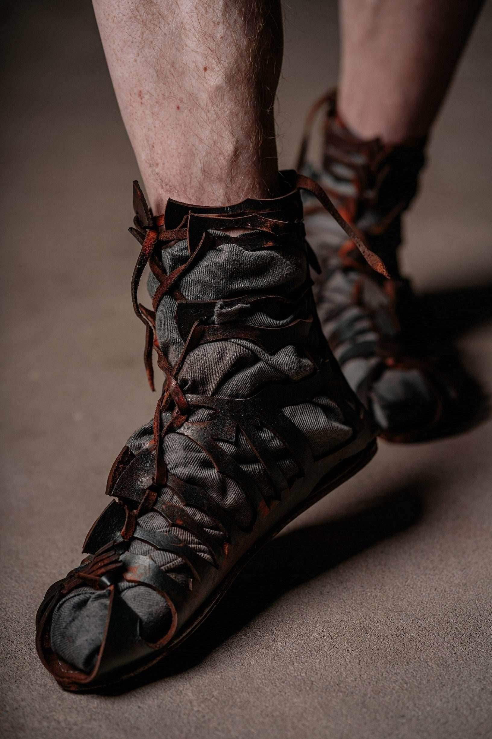 Leather gladiator sandals - 5US