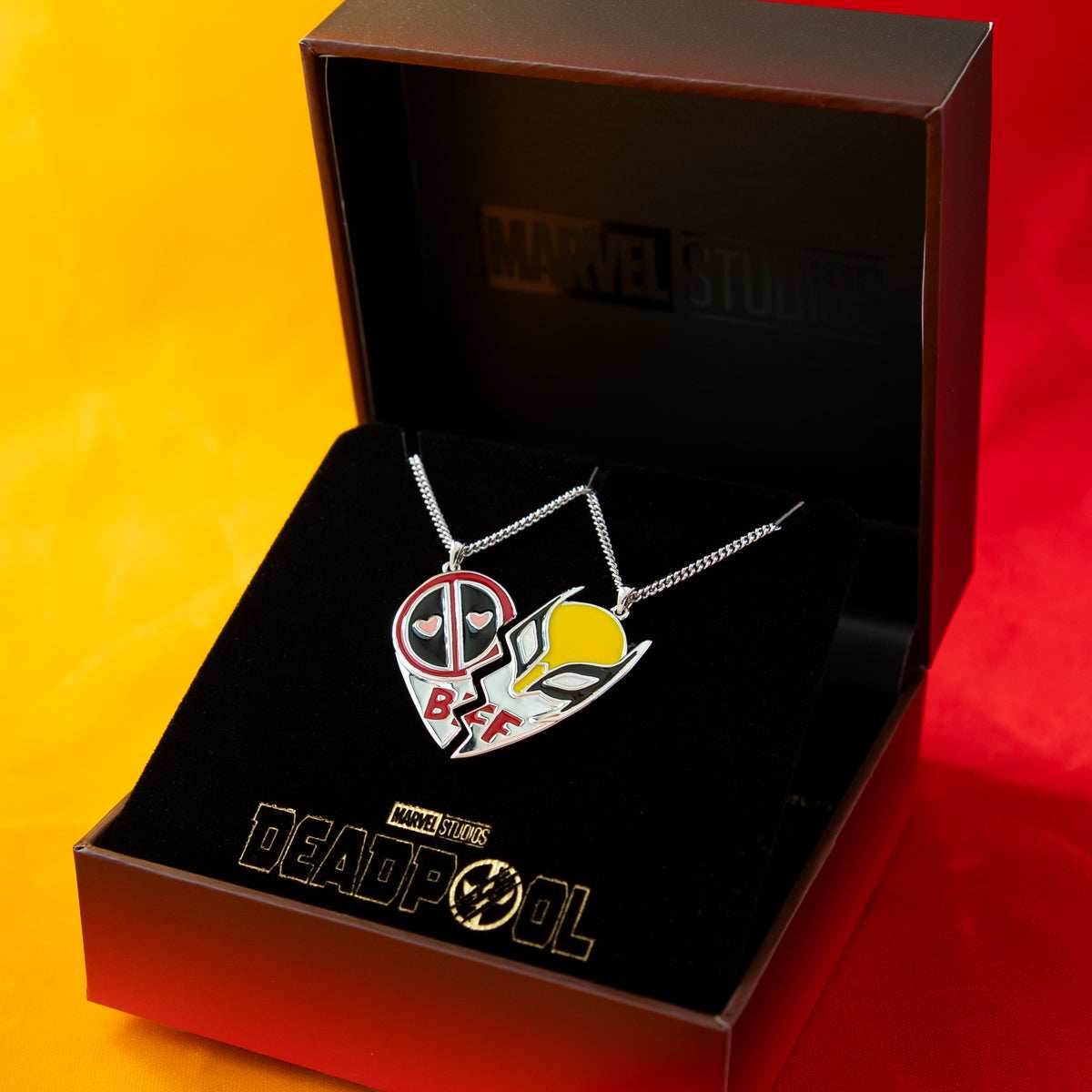 Marvel X RockLove MARVEL STUDIOS DEADPOOL AND WOLVERINE Best Bubs Necklace Set - 