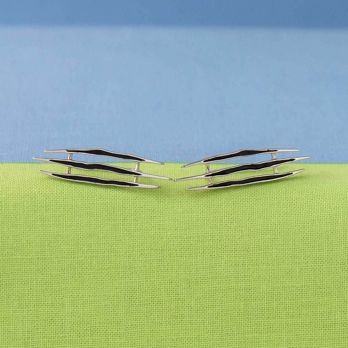 Marvel X RockLove X-MEN Wolverine Ear Climbers - 