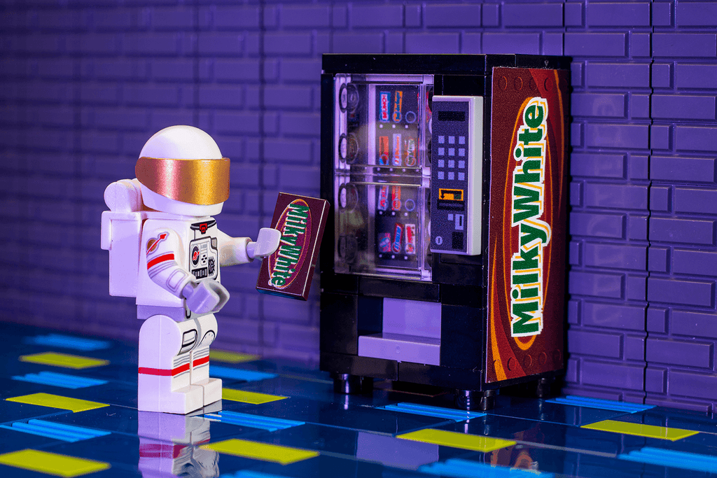 Milky White - B3 Customs® Candy Vending Machine - 