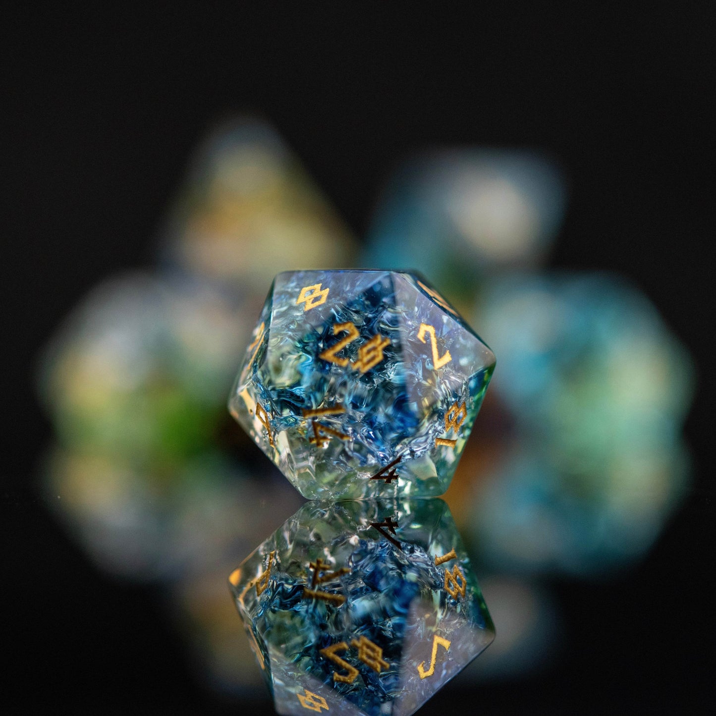 Mother Nature Shattered Glass Dice Set - 