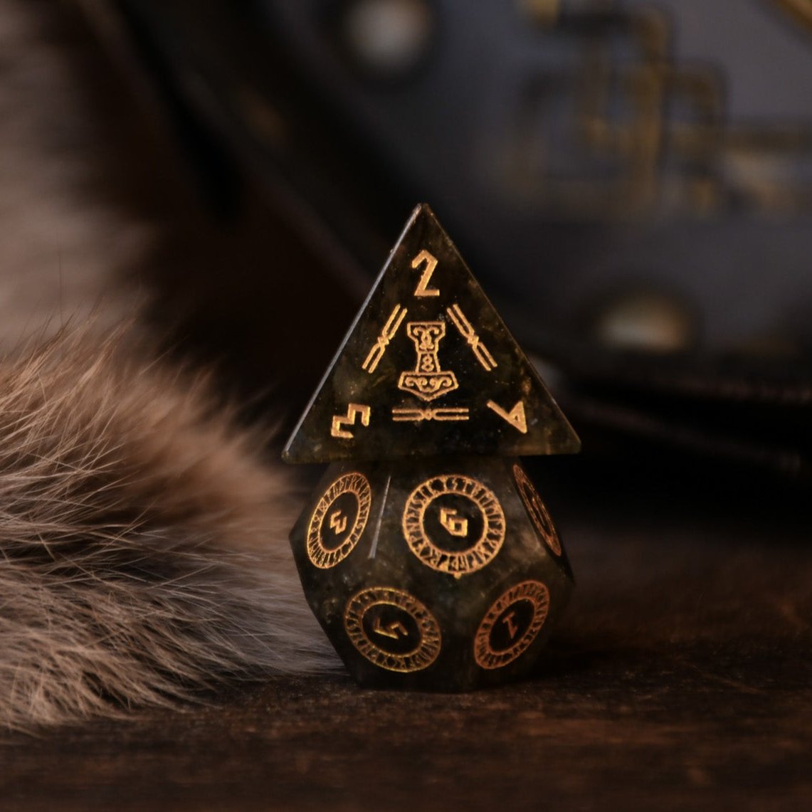 Nordic Black Labradorite Stone Dice Set
