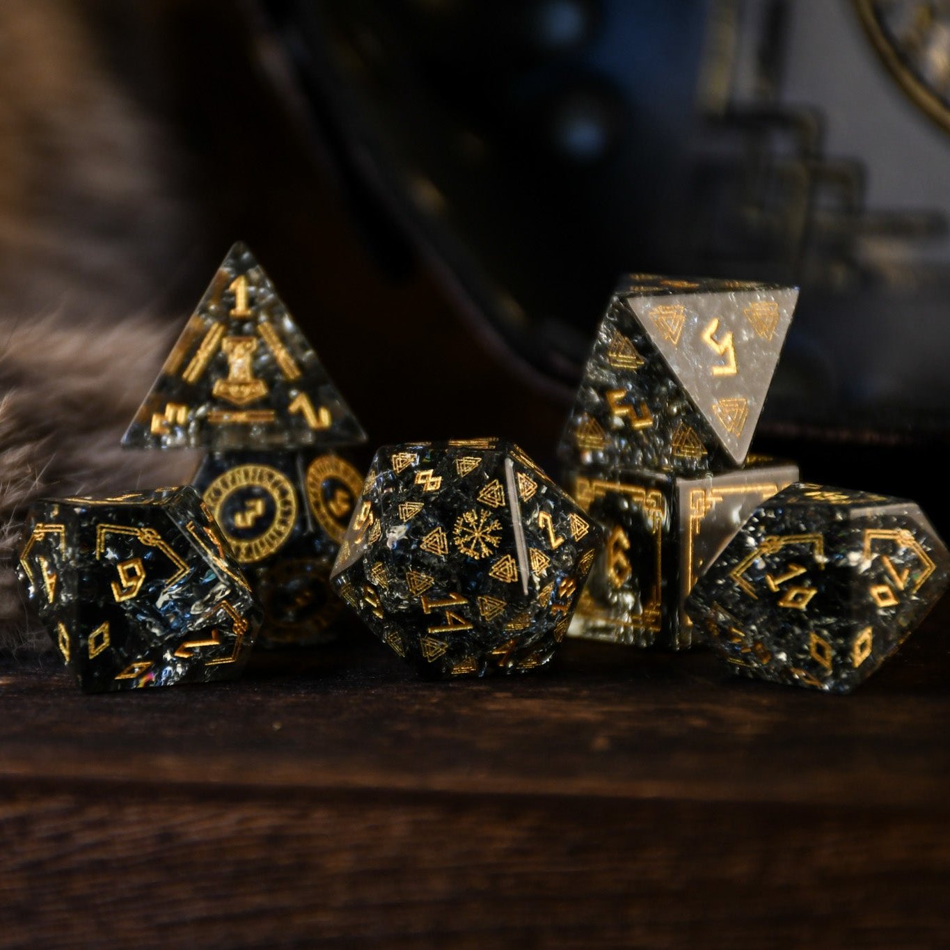 Nordic Black Shattered Glass Dice Set