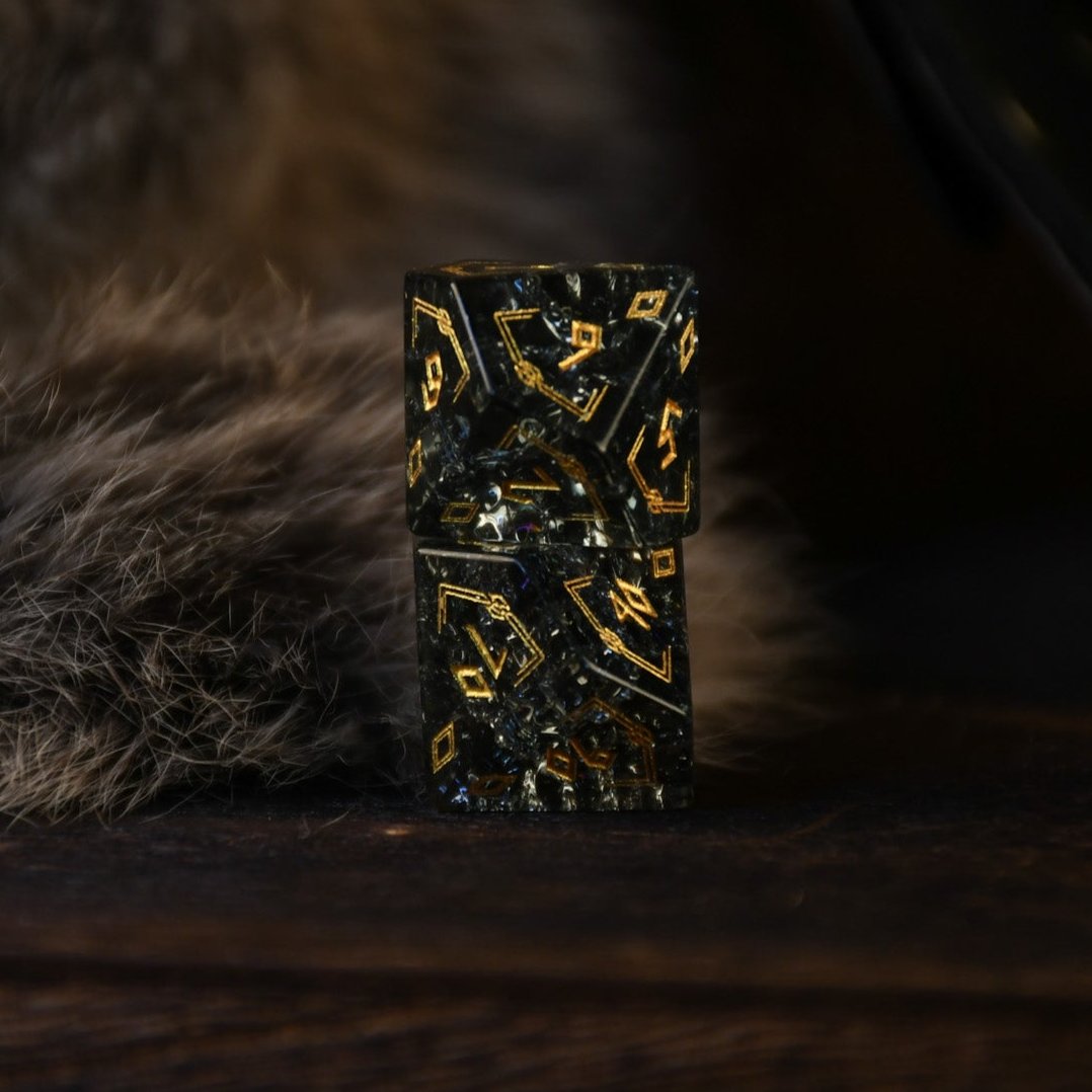 Nordic Black Shattered Glass Dice Set