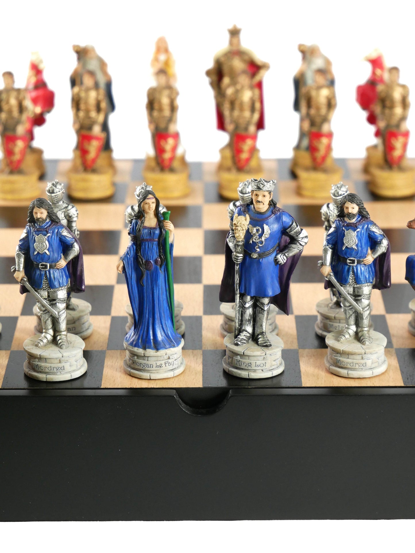 Chess Set - King Arthur Resin Chessmen in Black/Maple Chest - 