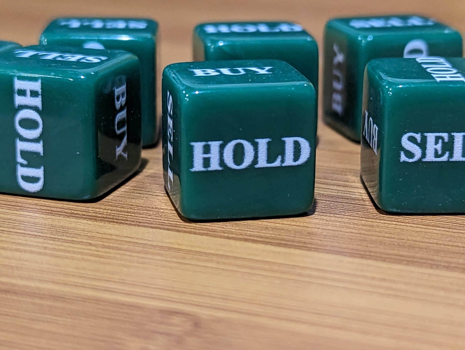 Stocks Dice d6 | Investment Decision Novelty Dice 6-Sided 16mm Funny Dice - 1 Dice