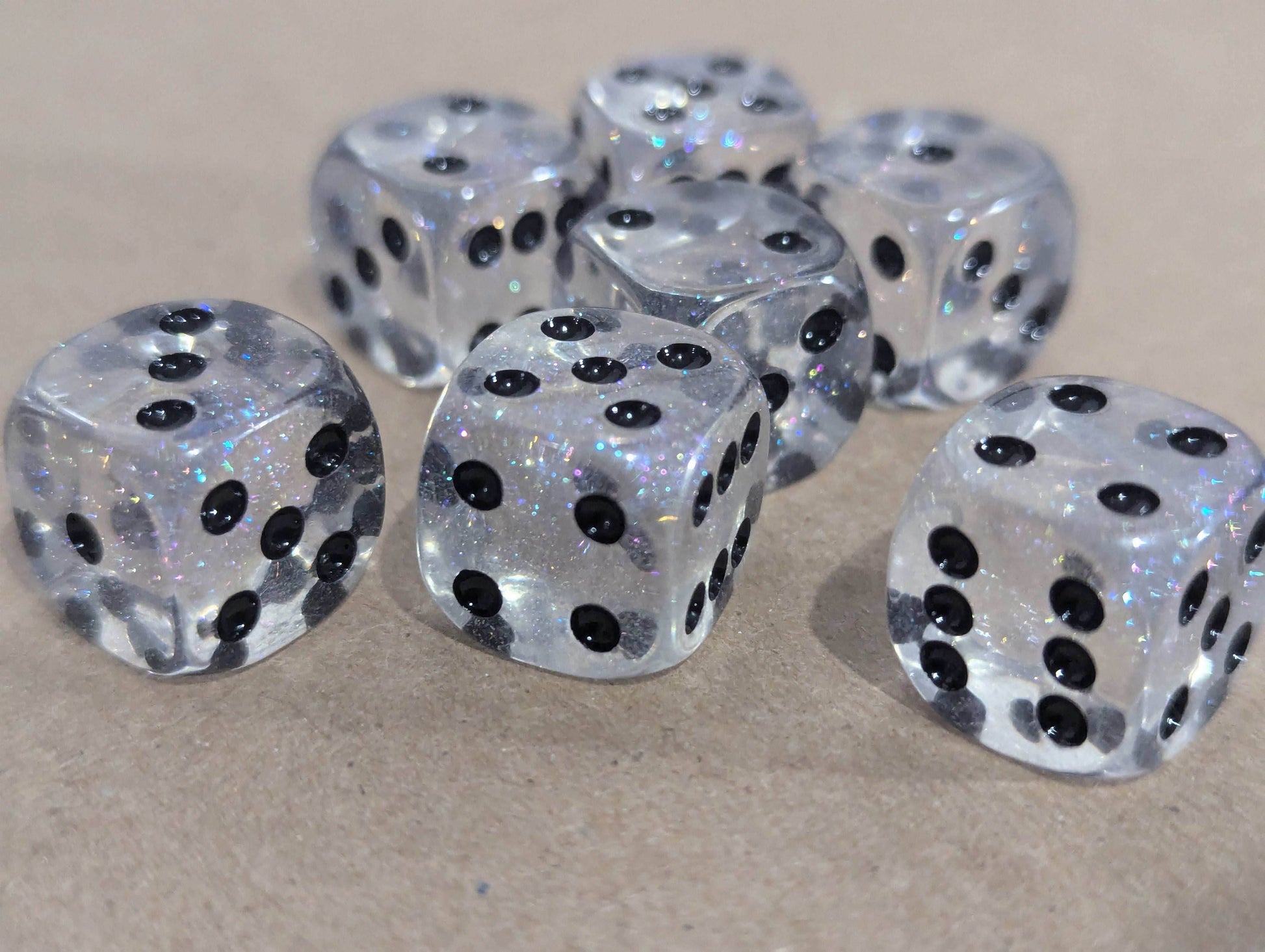 The Time Walker | Clear Glitter 16mm d6 Dice w/Black - 1 Die