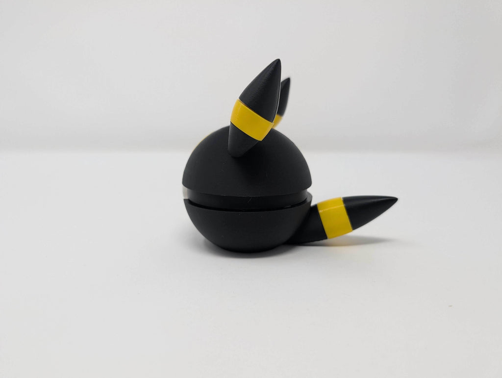Umbreon Style Pokeball - 