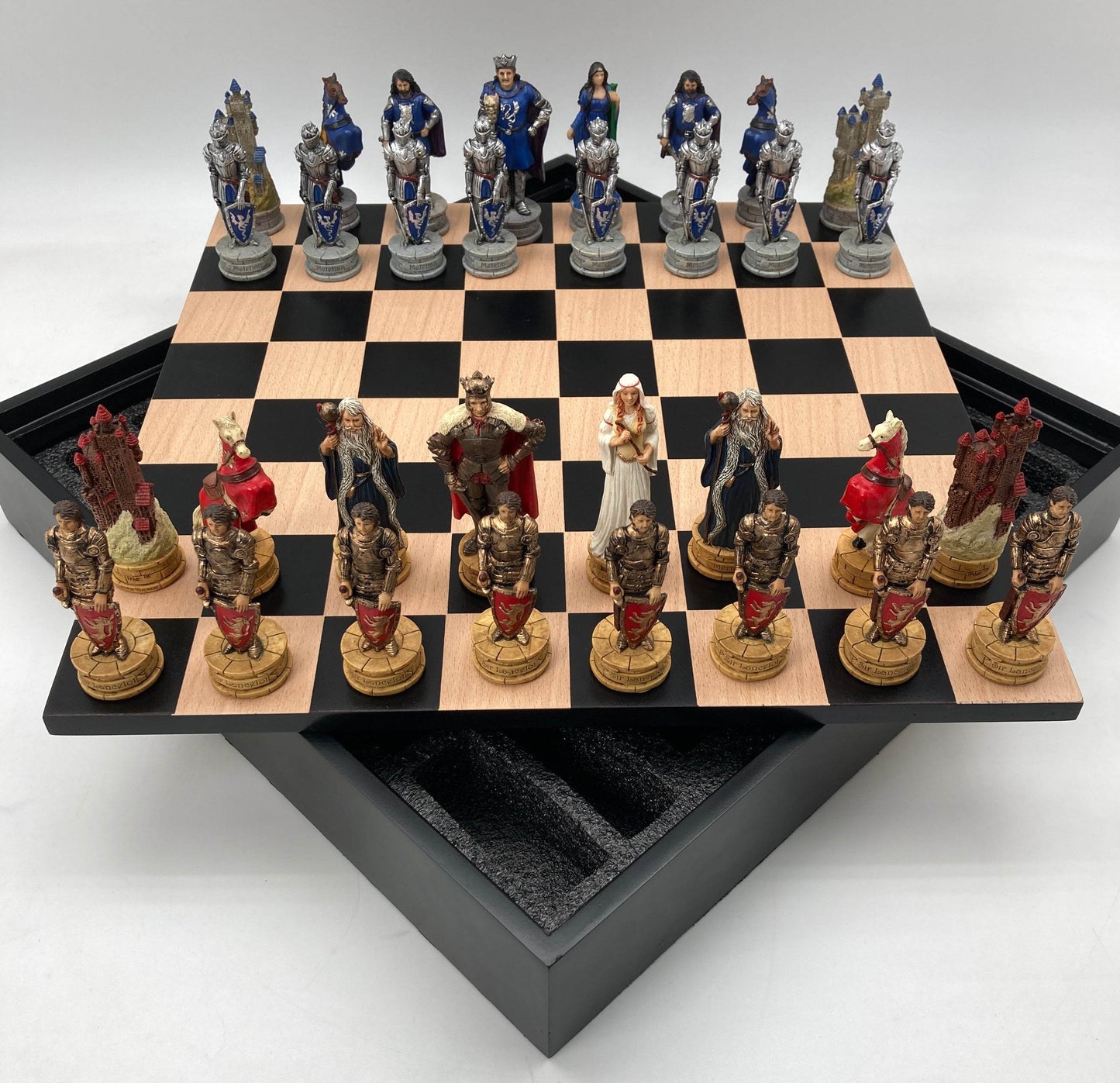 Chess Set - King Arthur Resin Chessmen in Black/Maple Chest - 
