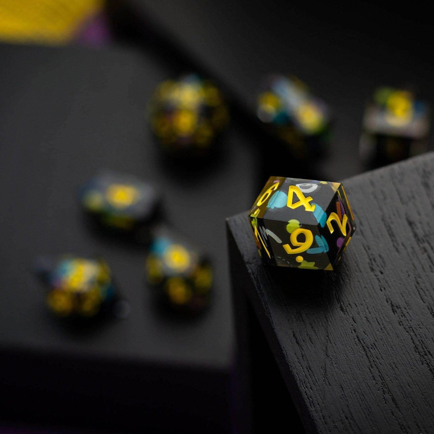 Retro Handmade Resin DND Dice Set - Full Set And Free Dice Box