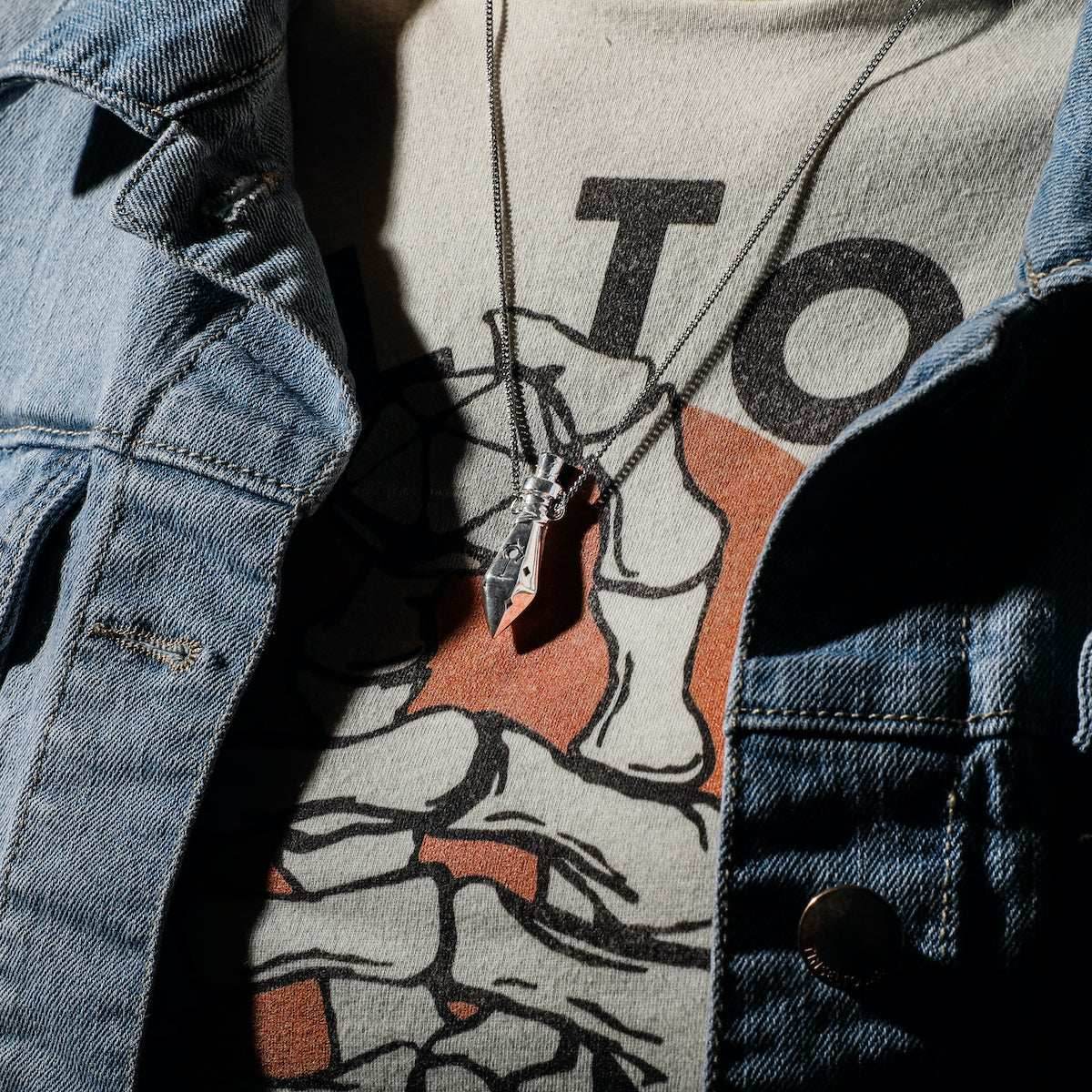 Dungeons and Dragons X RockLove Cleric Vial Necklace - 