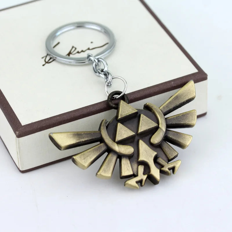 Zeldas Hylian Shield Keychain Breath of The Wild Sheikah Eye Majora's Mask Sword Triforce Symbol Pendant Key Chain Men Jewelry