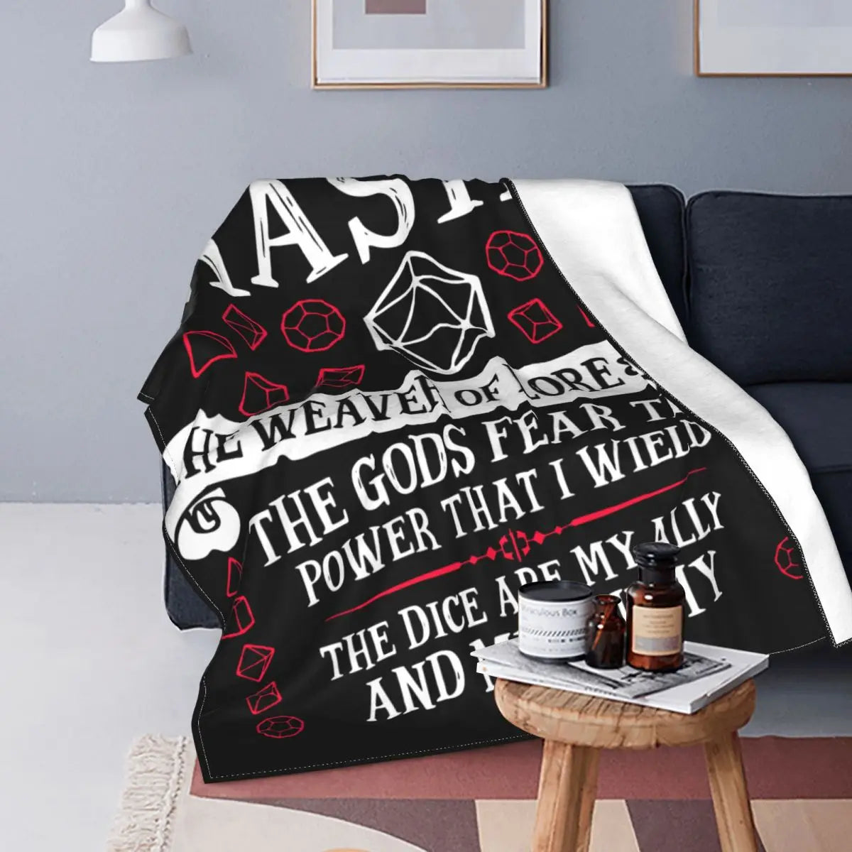 Manta de franela Dungeon Master The Weaver Of Lore &amp; Fate, manta divertida DnD para cama, sofá, edredón fino de felpa de 150x125cm