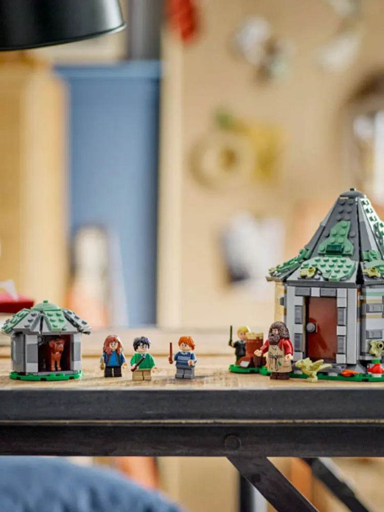 LEGO 76428 Harry Potter Hagrid’s Hut: An Unexpected Visit, Harry Potter Toy with 7 Characters and a Dragon for Magical Role Play - LEGO76428