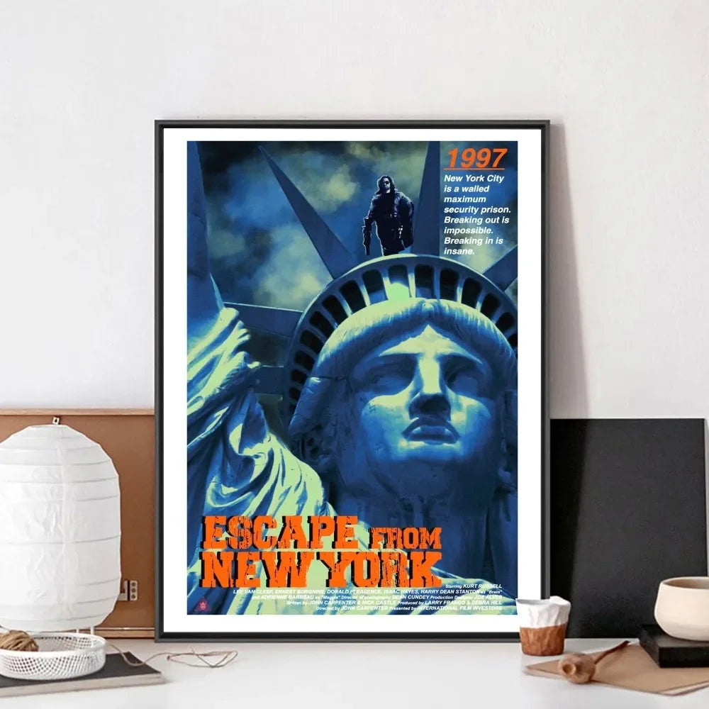 Classic Movie Escape From New York Poster No Framed Poster Kraft Club Bar Paper Vintage Wall Painting Bedroom Study Stickers