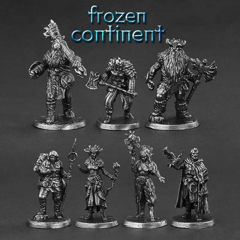 White copper metal frozen Continental Army soldier man model hand-made desktop game chess piece ornaments car accessories