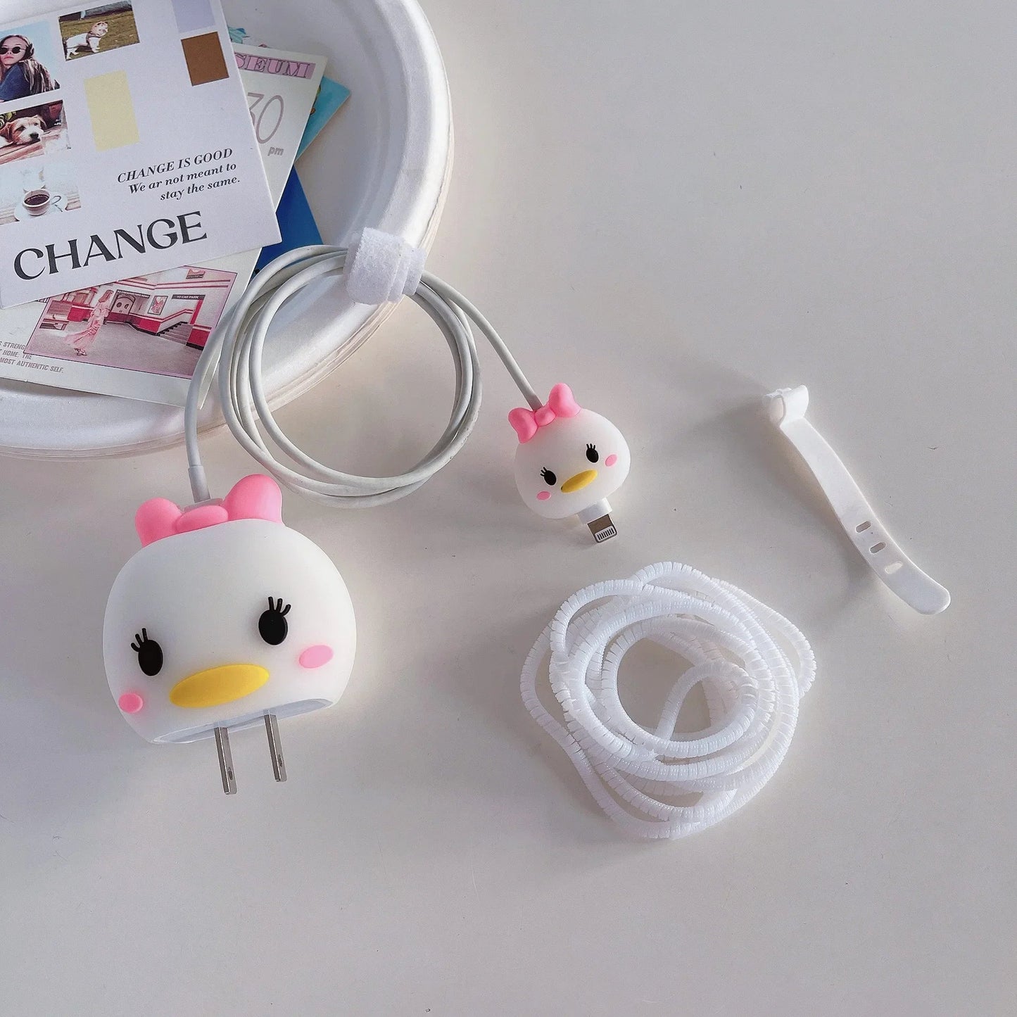 4Pcs/Set  Cute 3D Cartoon Set Cable Protector for iPhone / iPad 18W/20W Charger Case Phone Wire Cord Organizers for iPhone 14 15