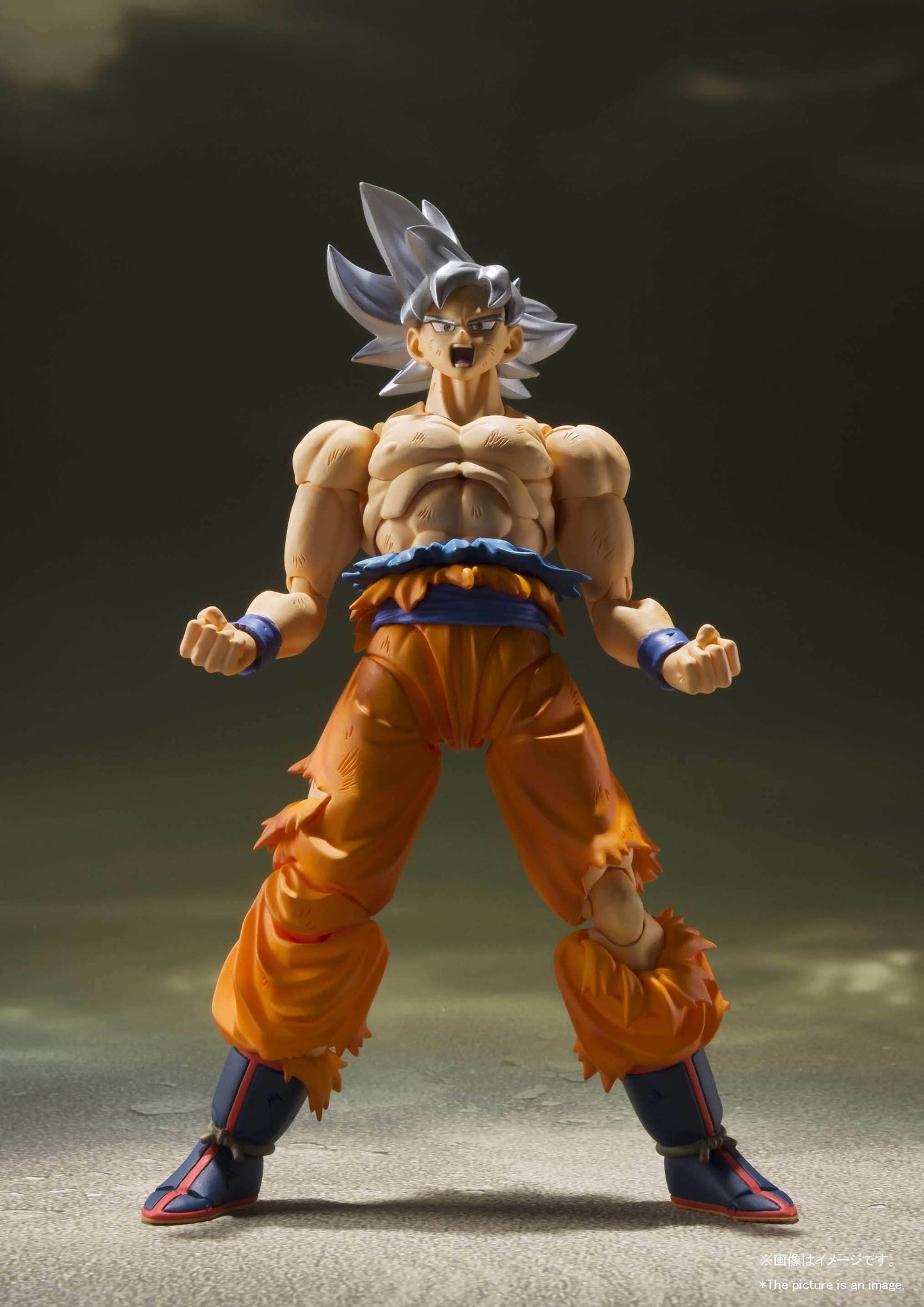 Dragon Ball Z SON GOKU ULTRA INSTINCT S.H.FIGUARTS Action Figure - 