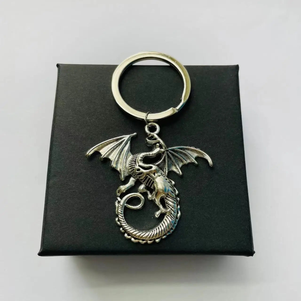 Aile Dragon pendentif porte-clés coffret Vintage médiéval Animal feu Dragon porte-clés Halloween noël nouvel an cadeau d'anniversaire