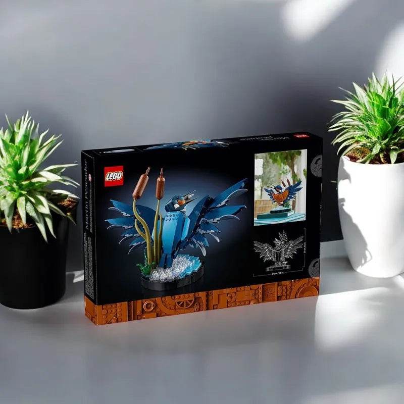 10331 LEGO It's the Emerald Bird Model Series.Suitable as a gift for bird lovers，Add a splash of nature to any space - United States