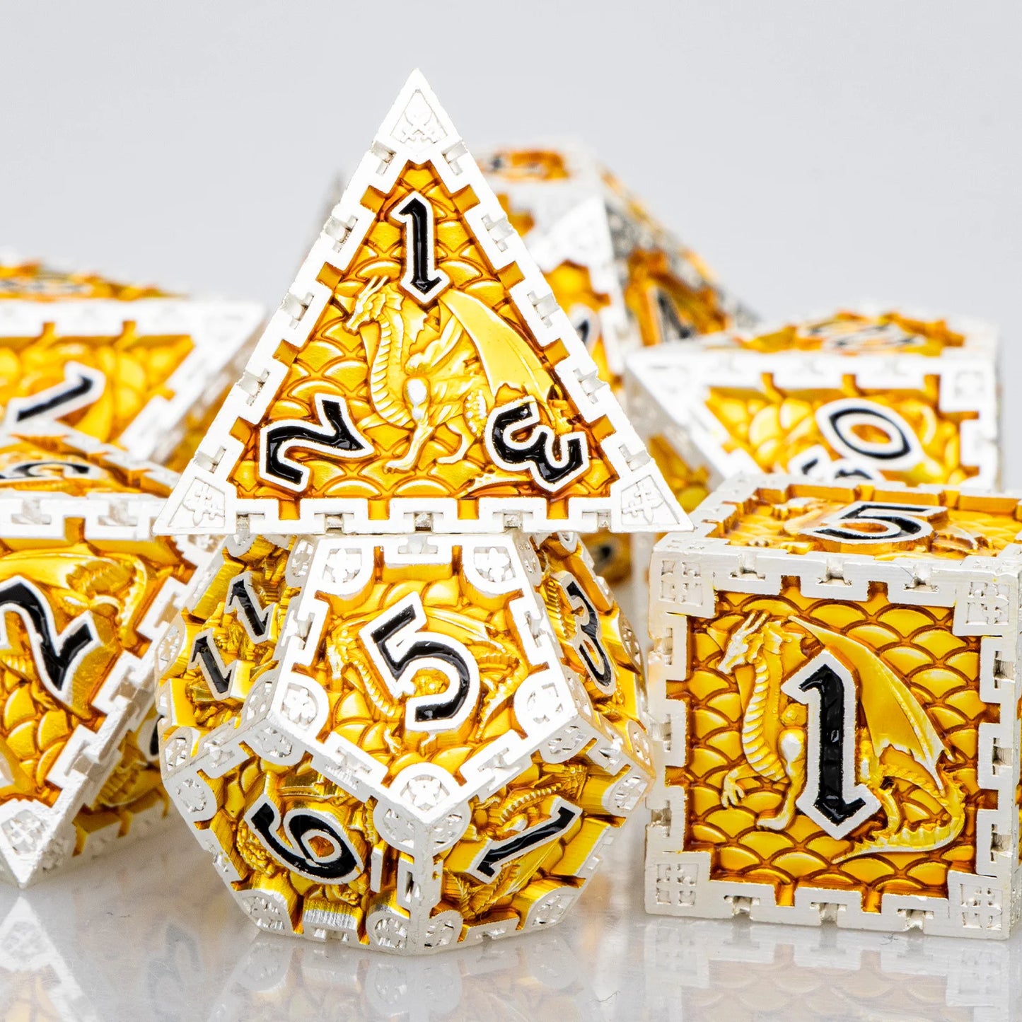 DND 20 Sided Metal RPG Polyhedral Gold Dragon D+D D20 Dice Set For Dungeon and Dragon Pathfinder Tabletop Role Playing Game