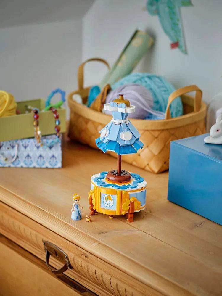 Lego 43266 Cinderella's Elegant Long Dress Disney Series 2025 New Building Toy Building Blocks - Lego 31120