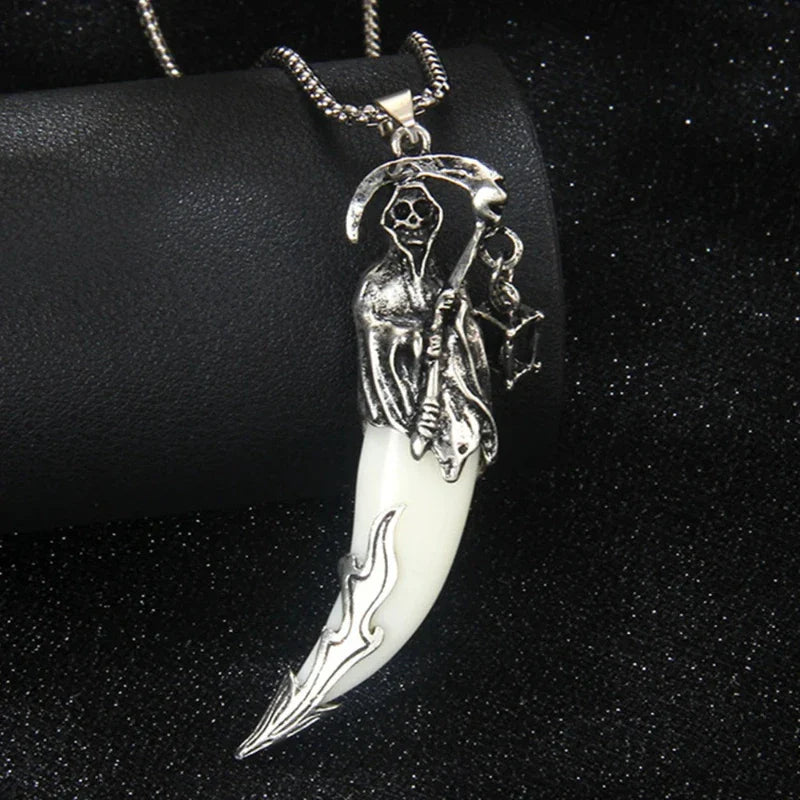 1pcs Creative Men's Necklace Pendant Horror Theme Skeleton Death Reaper Scythe Necklace Halloween Party Accessories