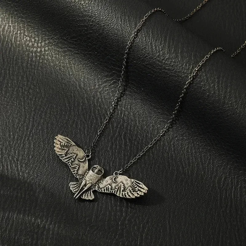 1pcs Vintage Necklace For Men And Women Creative Owl Pendant Wings Flying Holiday Jewelry