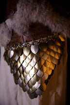 Aluminium Scales Gold