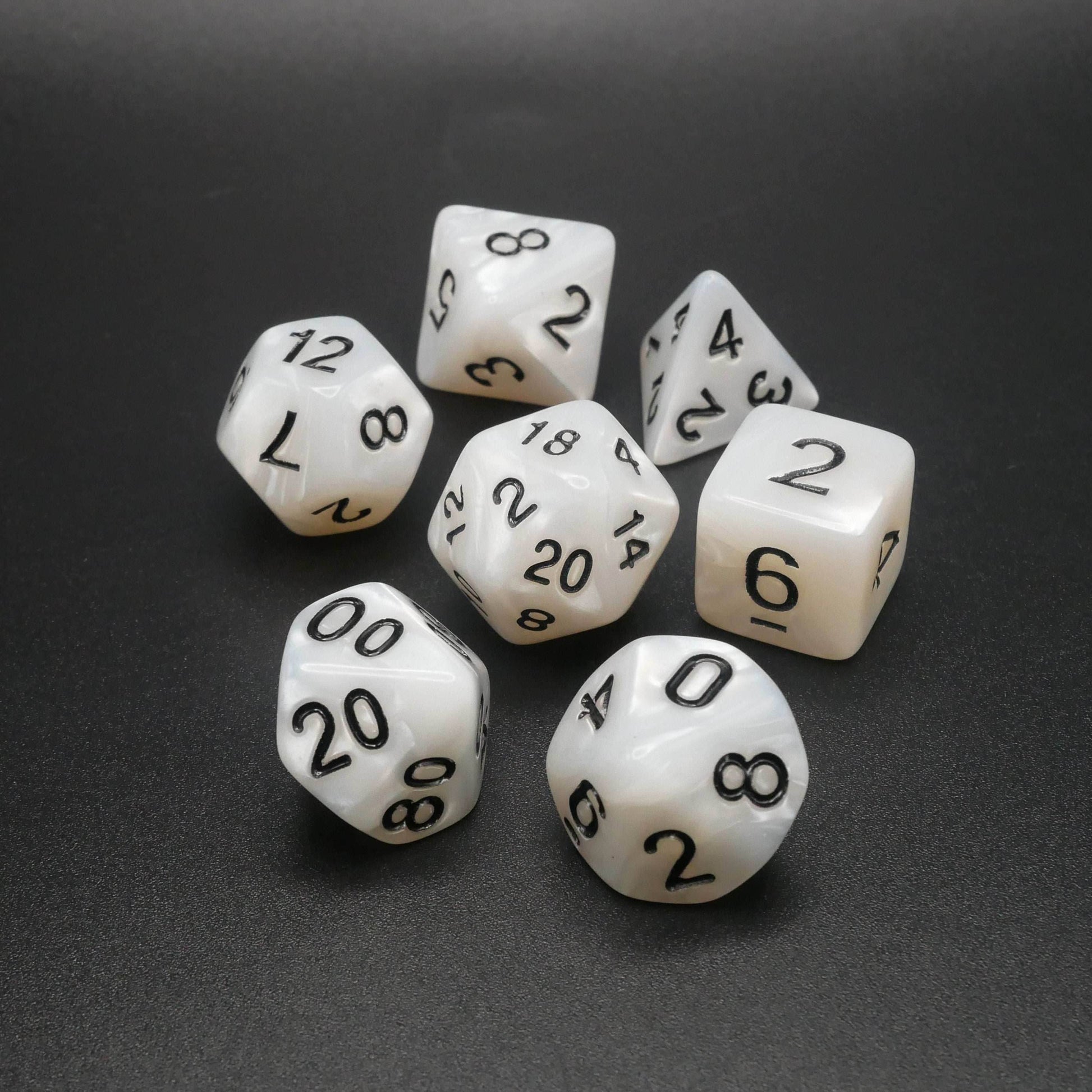 Snowy Owl - 7 Piece DnD Dice Set | Acrylic RPG Gaming Dice - 