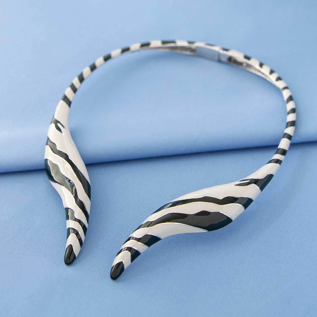 Star Wars X RockLove Ahsoka Tano Collar - Small