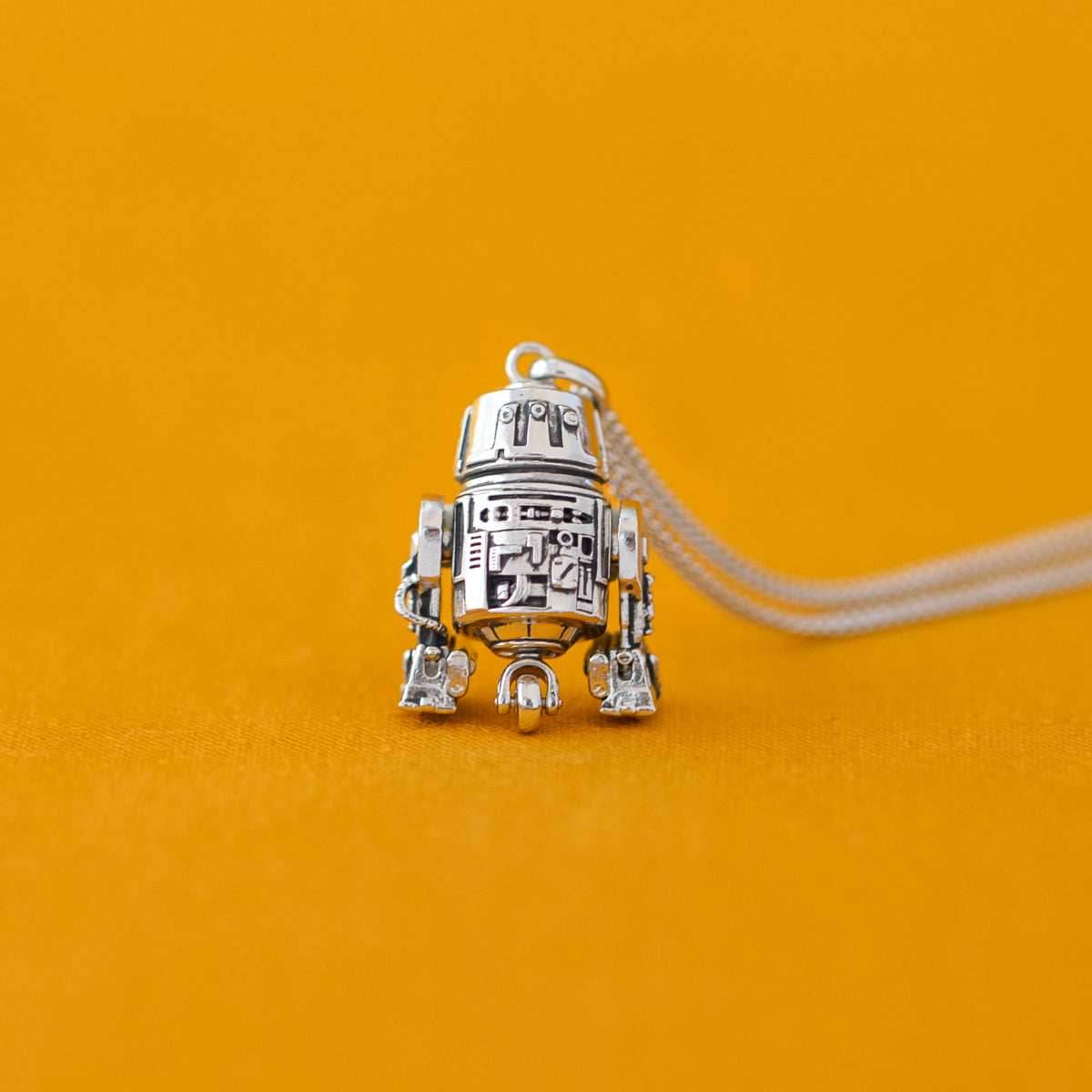 Star Wars X RockLove Chopper Droid Necklace - 