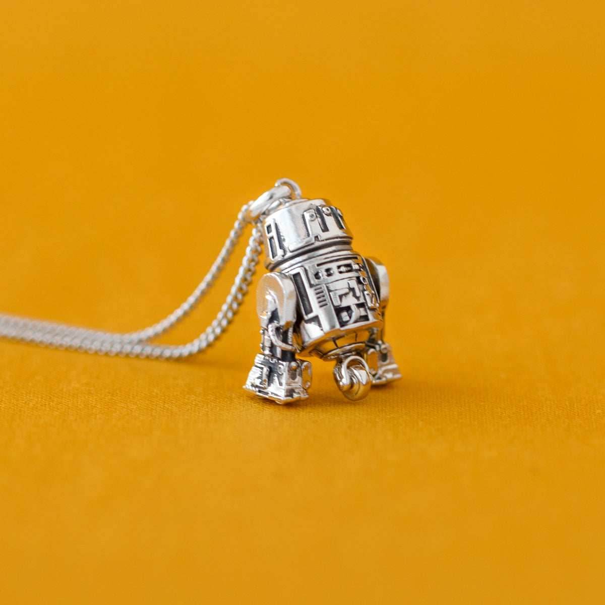 Star Wars X RockLove Chopper Droid Necklace - 