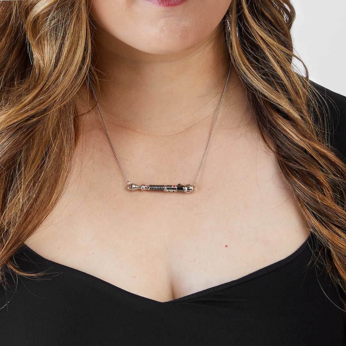 Star Wars X RockLove LIGHTSABER WORKSHOP Duty and Resolve Lightsaber Necklace - 