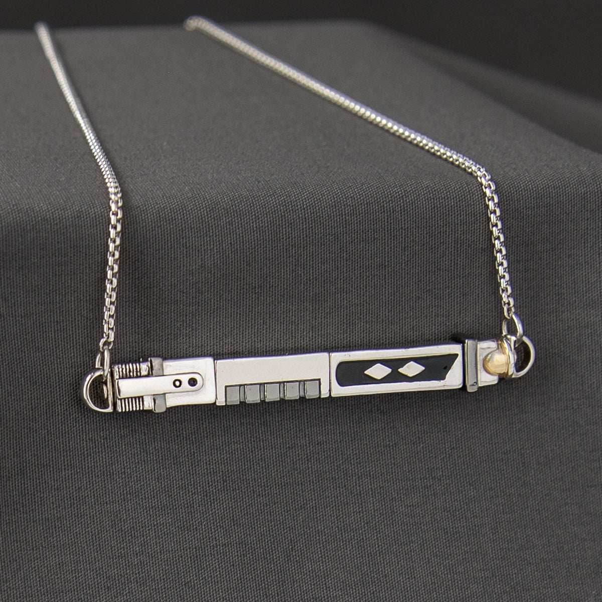 Star Wars X RockLove LIGHTSABER WORKSHOP Ahsoka Tano Lightsaber Necklace - 